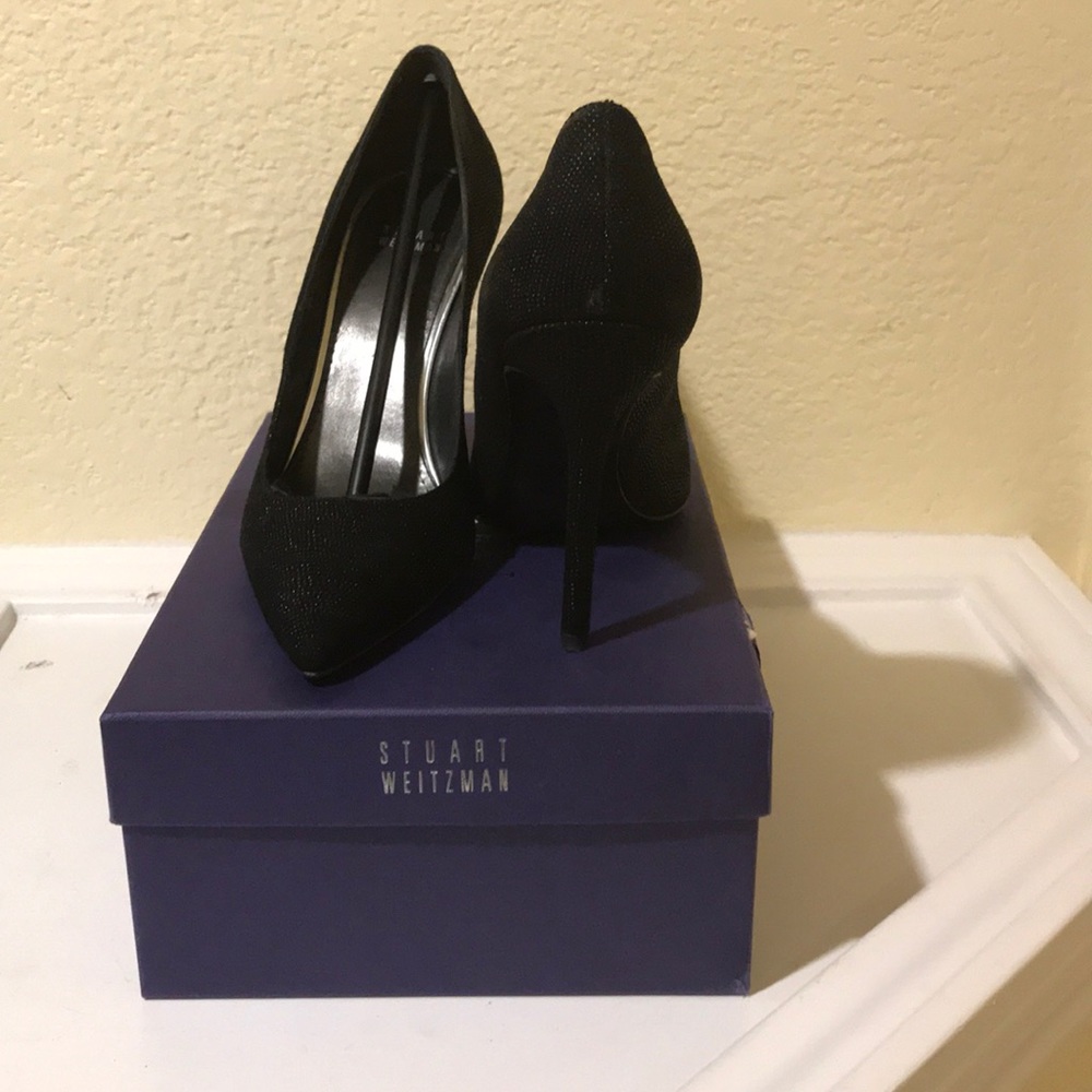 Stuart Weitzman in excellent condition!